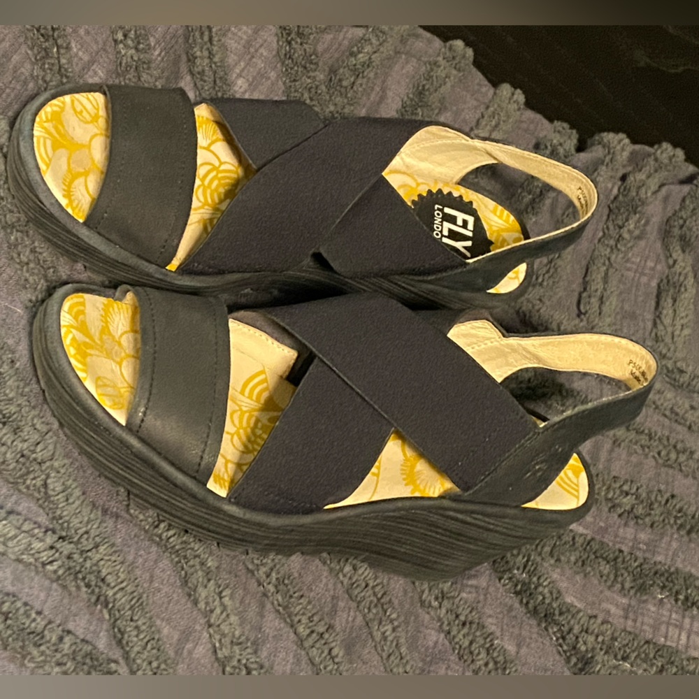 FLY London Lk new Sz 37